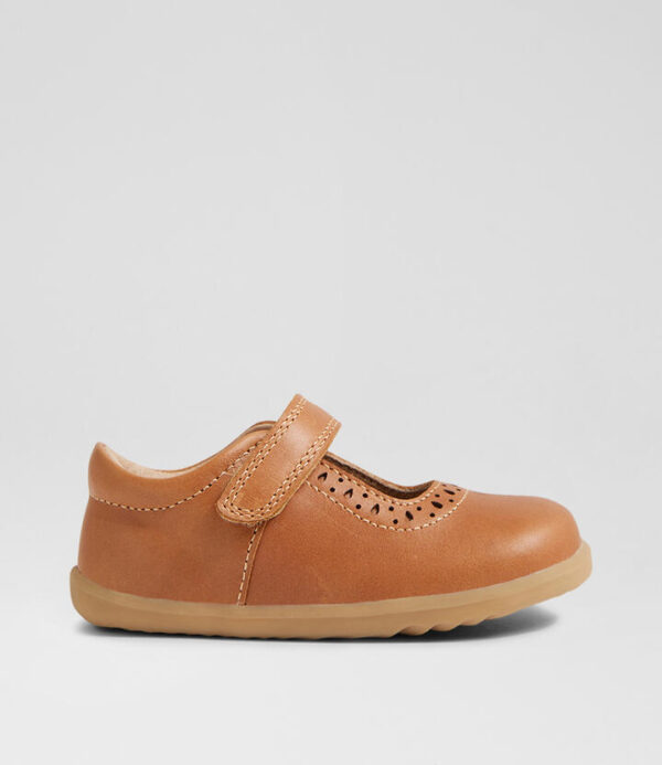 Su Lola Caramel Leather Flat Shoes