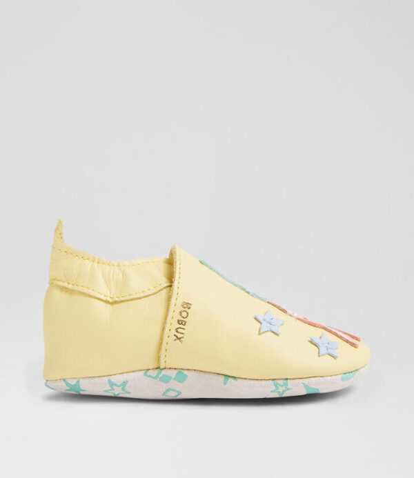 Ss Wander Pale Banana Leather Flat Shoes