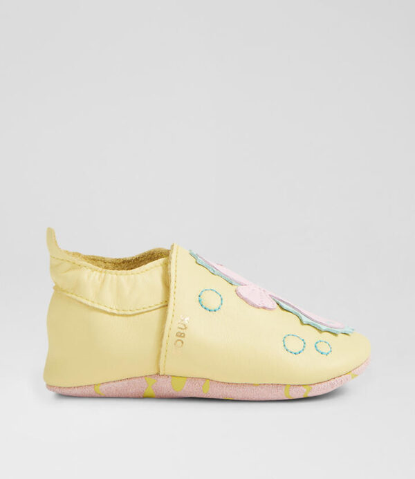 Ss Seahorse Pale Banana Leather Flat Shoes